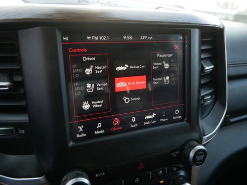 Used 2019 RAM 1500 Laramie image 38