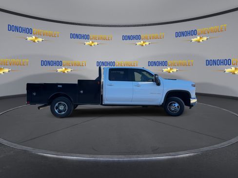 New 2026 Chevrolet Silverado 3500 LT w/ Convenience Package image 9