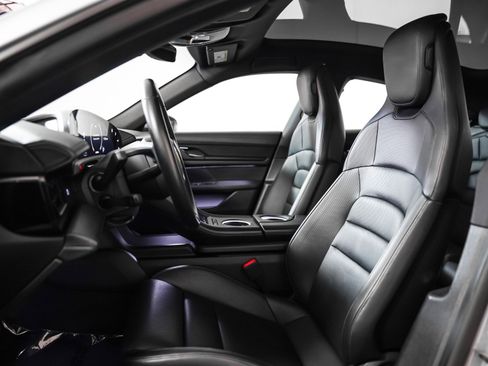 Certified 2023 Porsche Taycan image 5