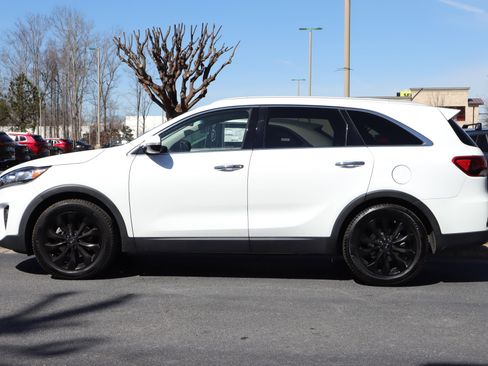 Used 2020 Kia Sorento EX image 5