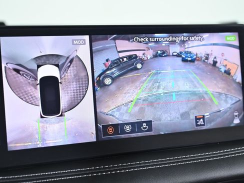 Used 2026 INFINITI QX60 Luxe w/ Cargo Package image 17