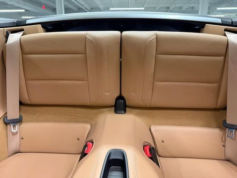 Certified 2016 Porsche 911 Targa 4S AWD/4WD image 32