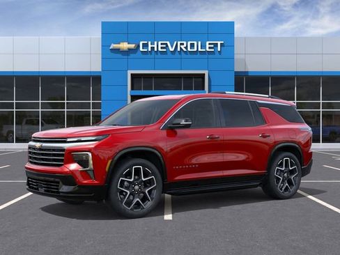 New 2026 Chevrolet Traverse High Country w/ LPO, Floor Liner Package AWD/4WD image 2