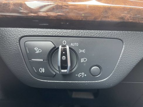 Used 2018 Audi Q5 2.0T Premium image 33