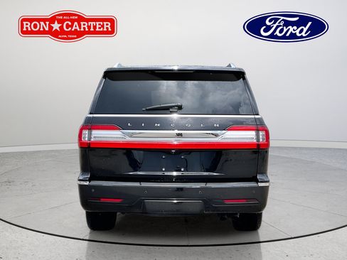 Used 2020 Lincoln Navigator Reserve w/ Luxury Package RWD image 5
