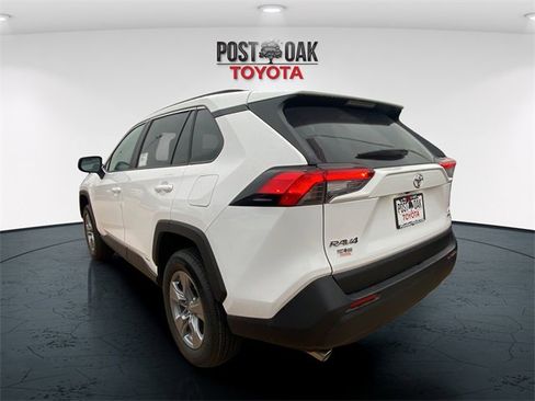 New 2025 Toyota RAV4 LE image 5