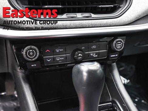 Used 2022 Jeep Compass Latitude AWD/4WD image 20