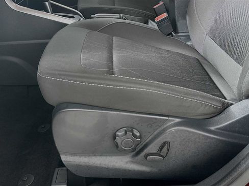 Used 2019 Ford EcoSport SE w/ SE Convenience Package image 18