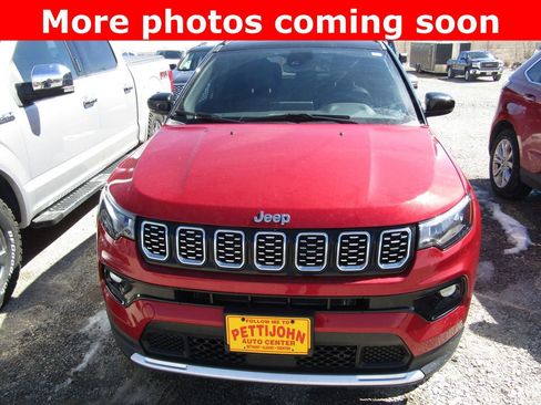 Used 2025 Jeep Compass Limited image 8