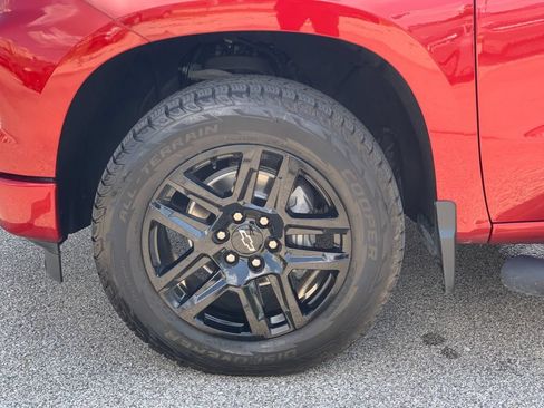 Used 2025 Chevrolet Silverado 1500 RST w/ Z71 Off-Road Package AWD/4WD image 32