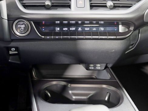 Used 2024 Lexus UX 250h AWD image 21
