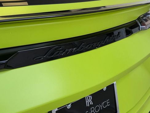 Used 2022 Lamborghini Urus image 33