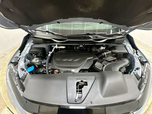 Used 2024 Honda Odyssey Sport image 19