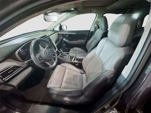 Used 2022 Subaru Outback Limited w/ Popular Package #2 image 11