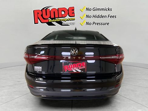 Used 2025 Volkswagen Jetta S FWD image 6
