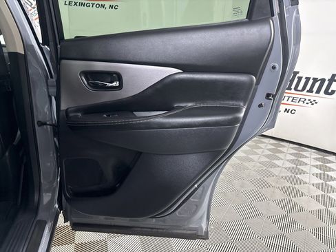 Used 2024 Nissan Murano SL image 30