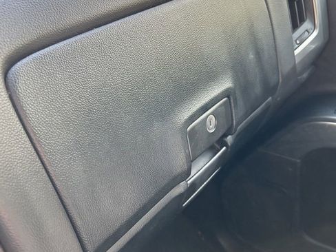 Used 2014 Chevrolet Silverado 1500 LT image 20