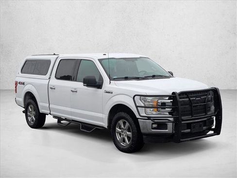 Used 2018 Ford F150 XLT w/ Equipment Group 302A Luxury image 3