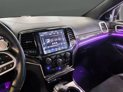 Used 2019 Jeep Grand Cherokee SRT AWD/4WD image 16