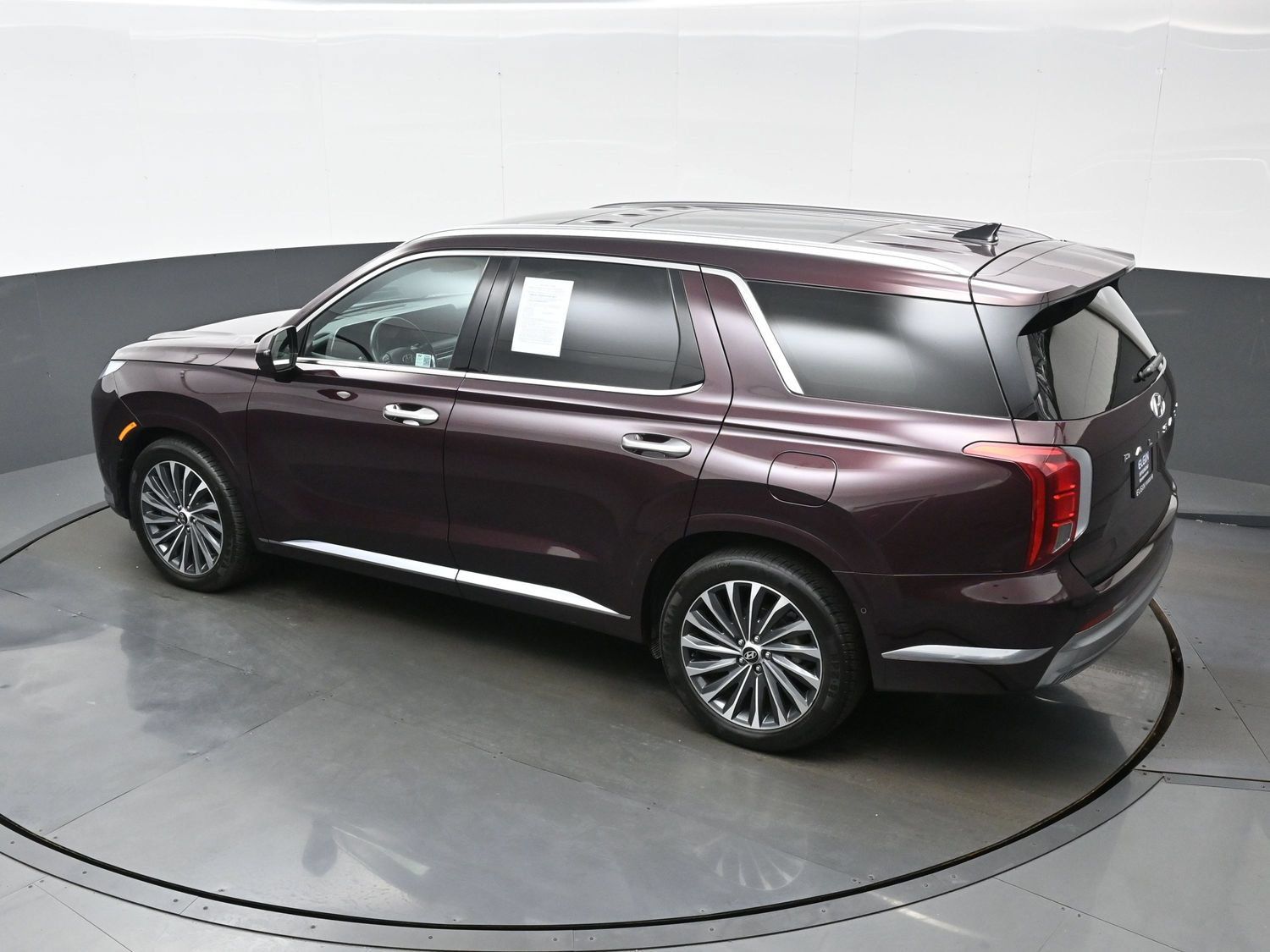 Certified 2024 Hyundai Palisade Calligraphy AWD/4WD image 38