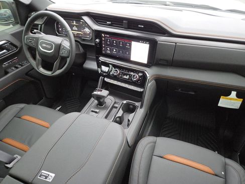 New 2026 GMC Sierra 1500 AT4 w/ AT4 Premium Package image 31