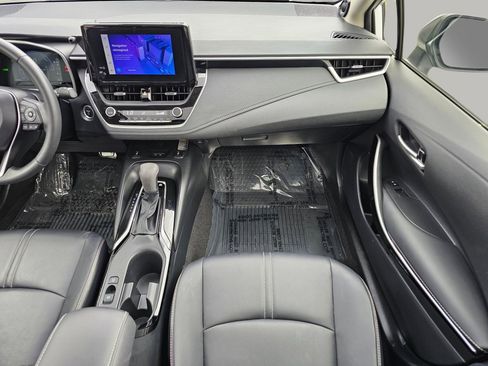 Used 2023 Toyota Corolla XLE image 4