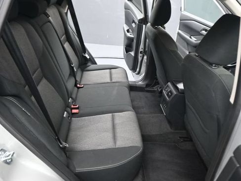 Used 2024 Nissan Rogue SV FWD image 16