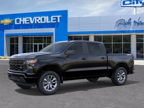 New 2026 Chevrolet Silverado 1500 Custom image 3