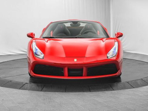 Used 2019 Ferrari 488 Spider Rosso Corsa image 3