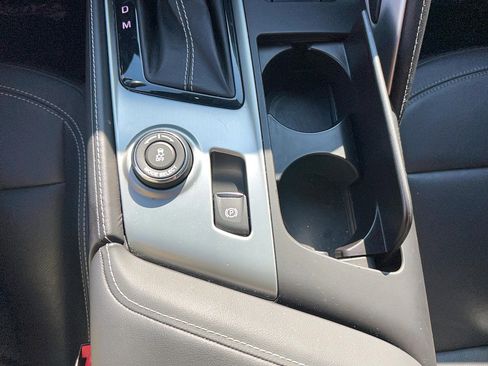 Used 2017 Chevrolet Corvette Stingray Coupe w/ 1LT image 21