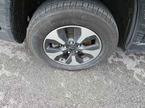 Used 2023 Jeep Grand Cherokee L Laredo image 11