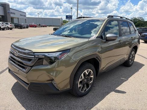 New 2026 Subaru Forester Premium AWD/4WD image 3