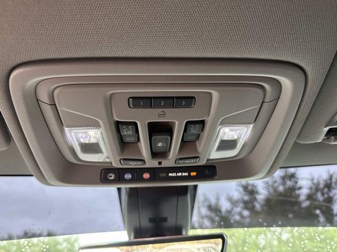 Used 2021 GMC Sierra 3500 Denali w/ Denali Ultimate Package image 42