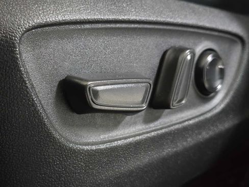 Used 2022 Toyota Highlander Limited AWD/4WD image 49