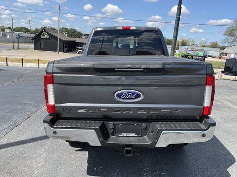 Used 2019 Ford F250 Lariat w/ Lariat Ultimate Package AWD/4WD image 4