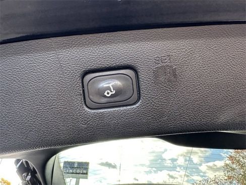 Certified 2021 Ford Edge Titanium w/ Cargo Accessory Package image 44