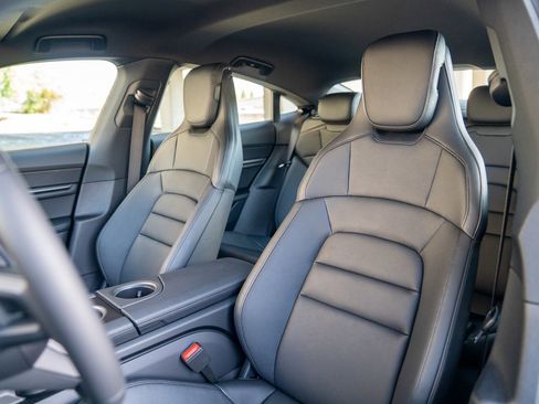 New 2025 Porsche Taycan image 5