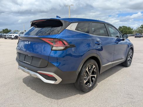 Certified 2023 Kia Sportage EX image 5