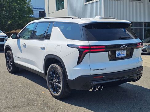 New 2026 Chevrolet Traverse LT w/ Midnight/Sport Edition image 7