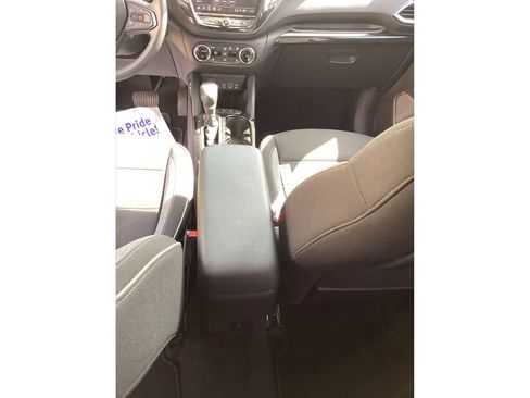 Used 2023 Chevrolet TrailBlazer LT w/ Convenience Package image 19