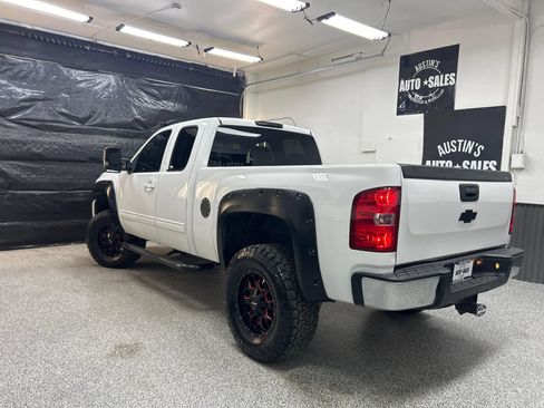 Used 2013 Chevrolet Silverado 1500 LT w/ All-Star Edition AWD/4WD image 4