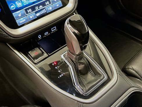 Used 2025 Subaru Outback Premium image 24