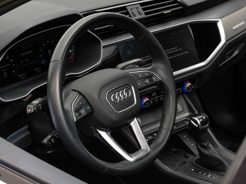 Used 2024 Audi Q3 2.0T Premium Plus AWD/4WD image 18