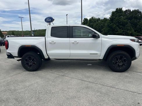Used 2024 GMC Canyon Elevation RWD image 8