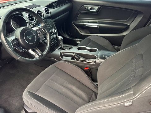 Used 2020 Ford Mustang Coupe RWD image 10