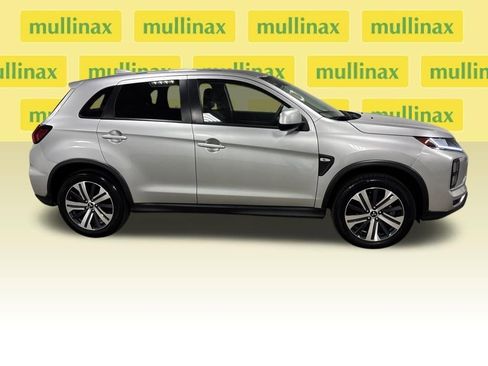Used 2023 Mitsubishi Outlander Sport ES AWD/4WD image 24