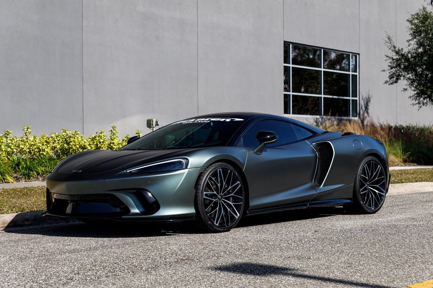 Used 2025 McLaren GTS RWD image 19
