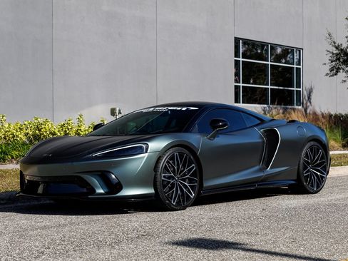 Used 2025 McLaren GTS RWD image 19