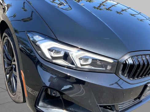 Used 2024 BMW 330i Sedan w/ Premium Package RWD image 27