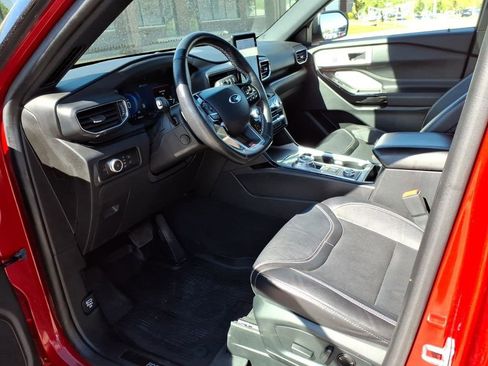 Certified 2023 Ford Explorer ST w/ Equipment Group 401A AWD/4WD image 10